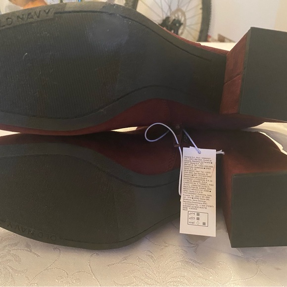 Boots. Booties. Ankle boots - Picture 4 of 8